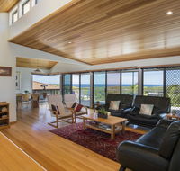 17 Canberra Crescent - Prestige Views at Burrill lake - Northern Rivers Accommodation
