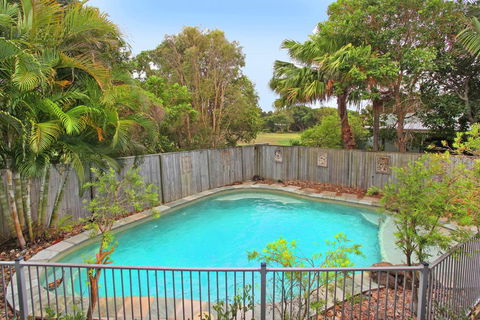 18 Northbeach Place, Mudjimba Beach - Pet Friendly, Linen Included, WIFI - Northern Rivers Accommodation 2