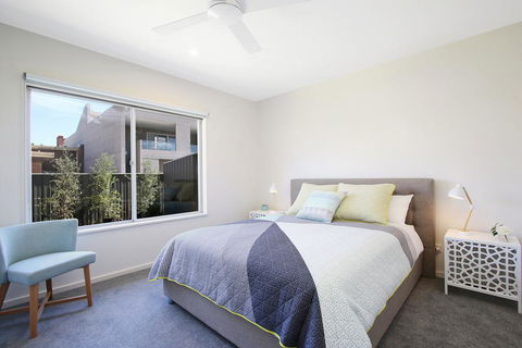 18 On Rayner - Swish Apartment Myrtleford - Northern Rivers Accommodation 1