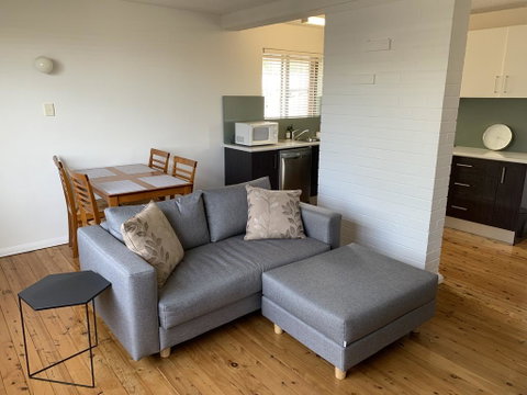 2 Bed Bar Beach Apartment - Stroll To Beach & Cafes, Supermarket Apartment 6 - Northern Rivers Accommodation 1