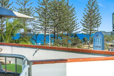 2 Bedroom Alex Unit - Ocean, Pool And Park Views - Northern Rivers Accommodation 3