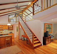 2 Manfred Street Belongil Beach - Susie's Beach House - Northern Rivers Accommodation