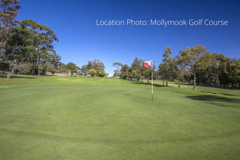 2/81 Clyde St - Villa De Golf At Mollymook - Northern Rivers Accommodation 2