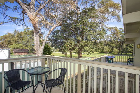2/81 Clyde St - Villa De Golf At Mollymook - Northern Rivers Accommodation 1