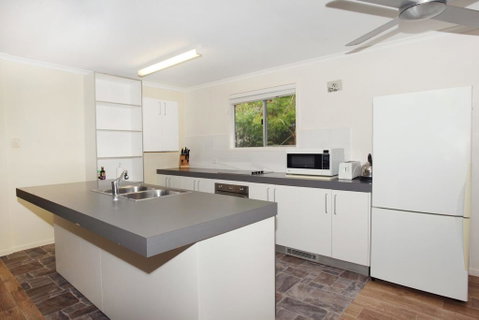 20 Scrub Road, Coolum Beach - Pet Friendly, Linen Included - Northern Rivers Accommodation 2