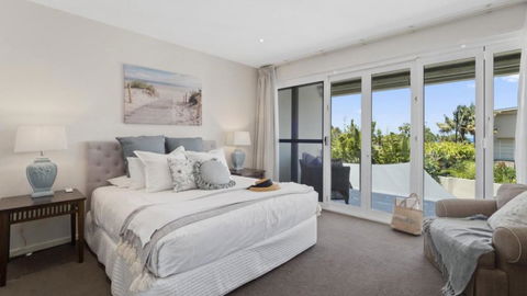 Beachfront By The CC - Northern Rivers Accommodation 2