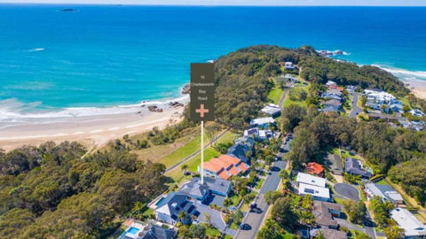 Beachfront Reserve, Sleeps 8, Amazing Views - Northern Rivers Accommodation 1