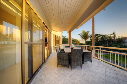 Beachside Manor - Northern Rivers Accommodation 4