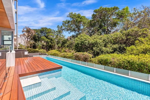 BEACH01- Mooloolaba Beachfront Apartment With Private Pool - Northern Rivers Accommodation 2