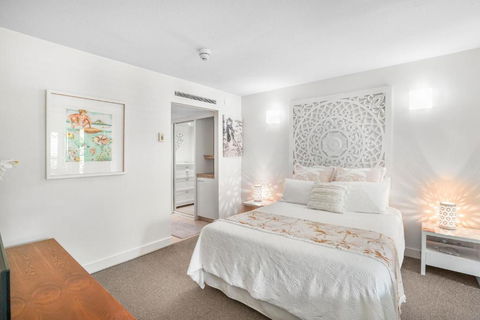 Belle Escapes Drift Beachfront Resort Suite 2202 - Northern Rivers Accommodation 3