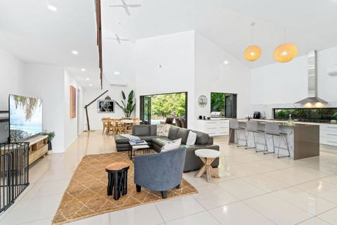 Belle Escapes Villa Aurelia - Northern Rivers Accommodation 4