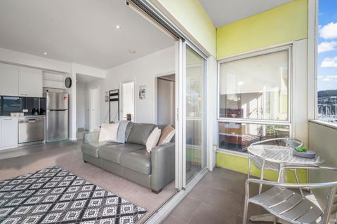 Bellerive Quay - 2 Bedroom Apartment - Free Parking - Free WIFI - Northern Rivers Accommodation 2