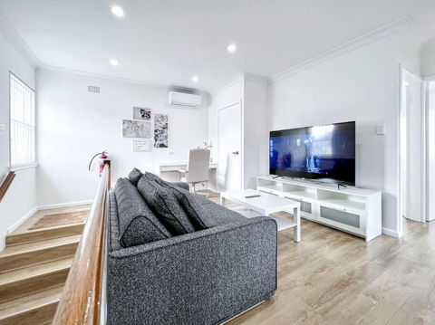 Brand New 2 Bedrooms Apartment In Ingleburn - Northern Rivers Accommodation 4