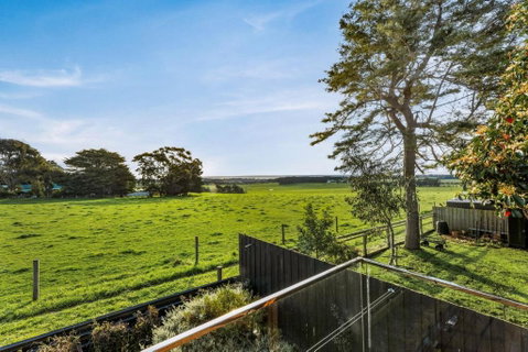 Castlebay - Northern Rivers Accommodation 0