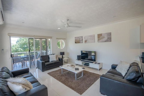 ChampagneFour - Northern Rivers Accommodation 2