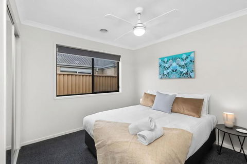 Chifley Place - Cool Suburban Crib! - Northern Rivers Accommodation 3