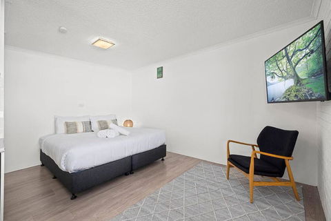 Coffs Holiday Studio 1 - Northern Rivers Accommodation 4