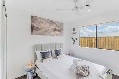Cozy&Luminous 4-bedroom House - Northern Rivers Accommodation 2