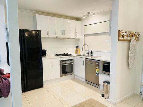 D101 Charming Apartment- Free Parking - Northern Rivers Accommodation 1