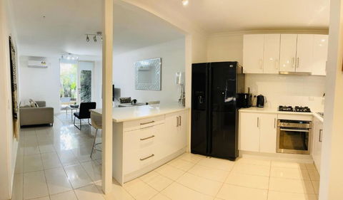 D101 Charming Apartment- Free Parking - Northern Rivers Accommodation 4