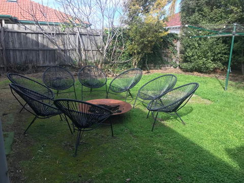 D108 Fantastic Sun Crescent Gathering - Northern Rivers Accommodation 2