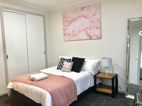 D112 Braybrook Central Stay-Great Getaway - Northern Rivers Accommodation 0