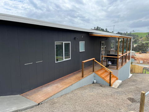 Derby Digs Cabin - Northern Rivers Accommodation 0