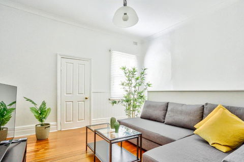 Darling Harbour 3 Bedroom House Glebe 2 E-Bikes Included - Northern Rivers Accommodation 2