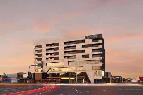 Dandenong Central Apartments Official - Northern Rivers Accommodation 0
