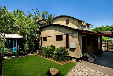 2b Manfred St - The Wave House - Northern Rivers Accommodation 1