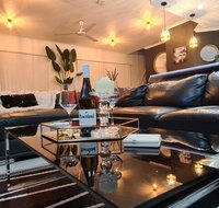 3 BEDROOM CITY ESCAPE - CHAMPAGNE STAYS Darwin - Northern Rivers Accommodation