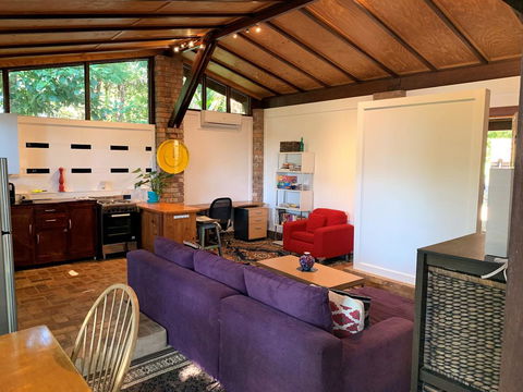 305 Montville - The Artist's Cottage - Northern Rivers Accommodation 1