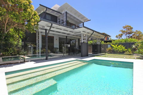 34 Boardrider Crescent, Mount Coolum - Northern Rivers Accommodation 0