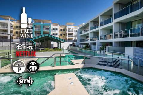 3BR Coolum Beach Escape , Courtyard, Pool, Spa, Tennis - Northern Rivers Accommodation 0