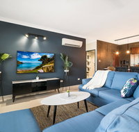 4 BEDROOM GARDENS ESCAPE - CHAMPAGNE STAYS Darwin - Northern Rivers Accommodation