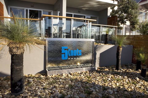 5 Knots Metung - Northern Rivers Accommodation 0