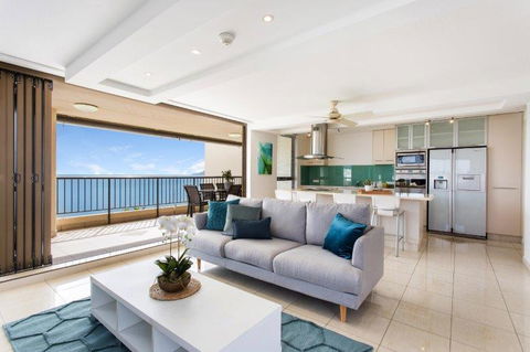 5,  Apartment On The Esplanade - Northern Rivers Accommodation 0
