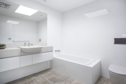 57 Carroll Ave Mollymook Beach - Relaxed Homely Retreat - Northern Rivers Accommodation 1