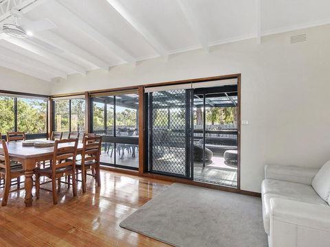 62 BINGLEY PARADE RIVERSEA HOUSE - Northern Rivers Accommodation 1