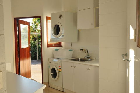 77 Cooloola Drive-Rainbow Beach - Northern Rivers Accommodation 1