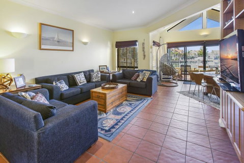 A Mariners Place - BEST Location In Town! - Northern Rivers Accommodation 2