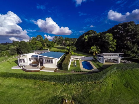 A PERFECT STAY - Byron's Brae - Northern Rivers Accommodation 0