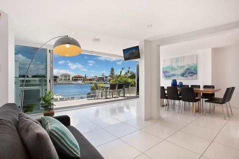 A PERFECT STAY - Casa Grande On The Water - Northern Rivers Accommodation 1