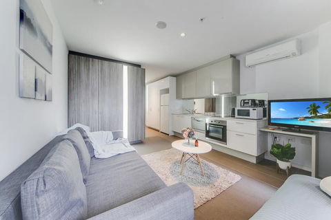 A Stylish & Cozy Studio Next To Southern Cross - Northern Rivers Accommodation 1
