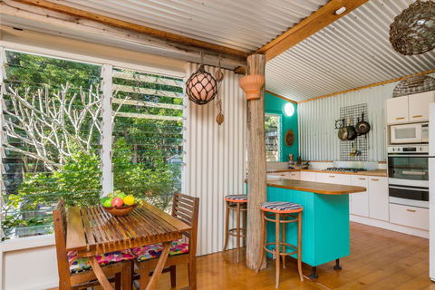 A SWEET ESCAPE - Beachcombers Cottage Beachfront - Northern Rivers Accommodation 2