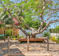 A SWEET ESCAPE - Byron Surf Cottage - walk to Byron - Northern Rivers Accommodation