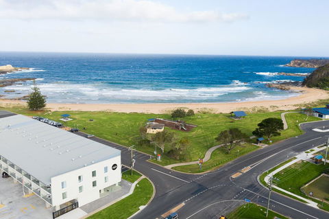 Abode Malua Bay - Northern Rivers Accommodation 0