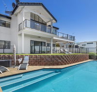 Above and Beyond - Beautiful Home with Pool - Northern Rivers Accommodation