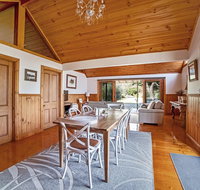 Abrahams On Bank - Northern Rivers Accommodation