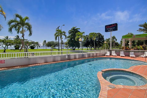 Acacia Court Hotel - Northern Rivers Accommodation 1